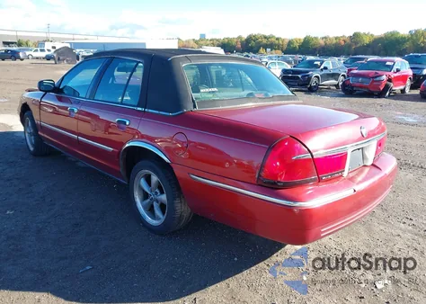 2000 Mercury Grand Marquis Gs z USA, uszkodzony, nr VIN 2MEFM74W0YX619084